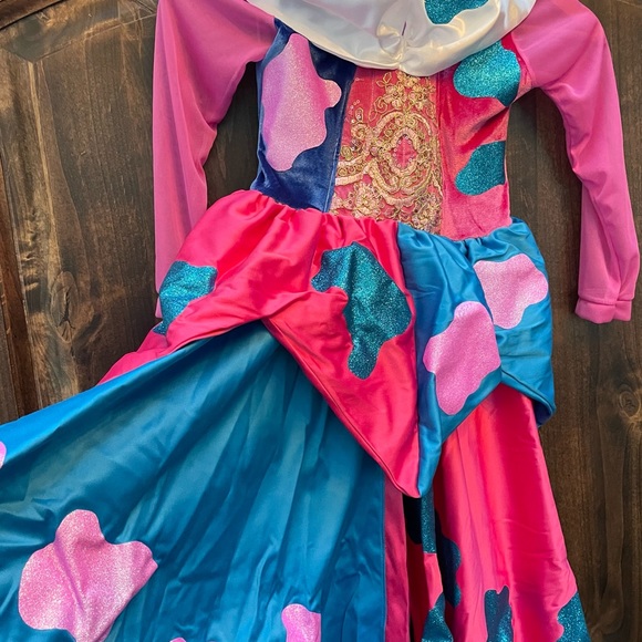 Princess costume never been worn - Picture 3 of 3